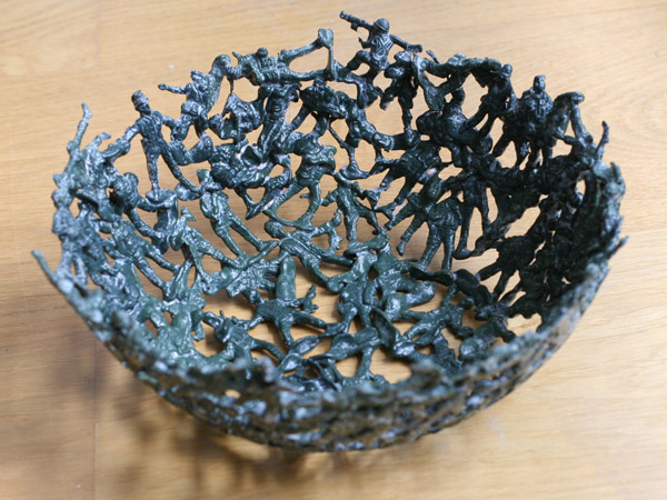 How to make a Plastic Army Men Fruit Bowl