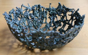 How to make a Plastic Army Men Fruit Bowl