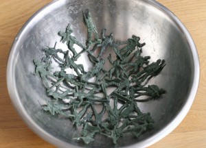 How to make a Plastic Army Men Fruit Bowl